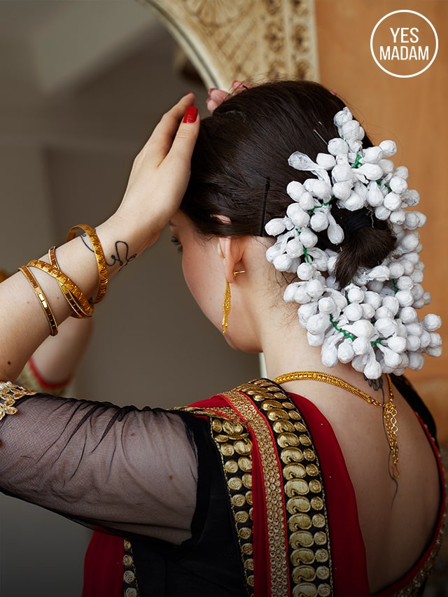Top 10 Trending Hairstyles Ideas For Indian Bride - Yes Madam