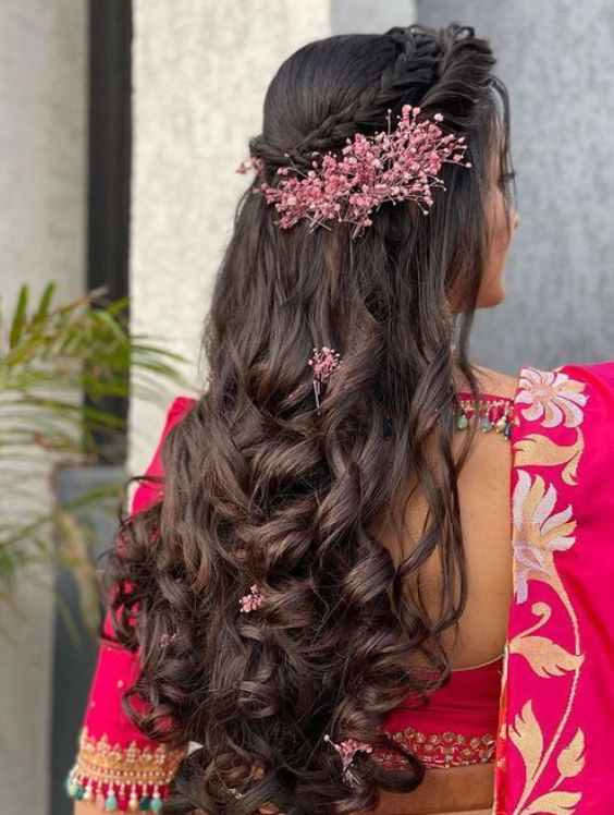 SAMREEN VANCE on Instagram: “The gorgeous @official_mayaali last night at a  friends #mehndi wearing @samreenv… | Bridal hairdo, Lehenga hairstyles, Bridal  hair buns